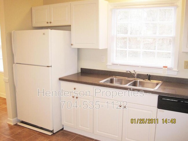 Photo - 5843 Haddington Dr