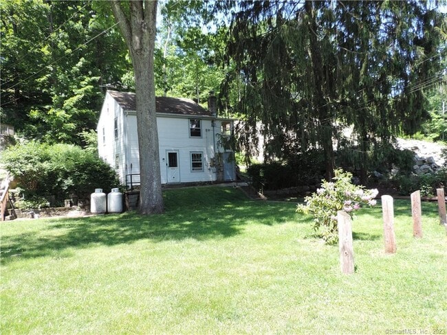 Building Photo - 15a Reynolds Rd Unit A Rental