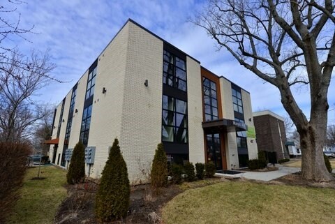 Photo - Marquis Middle Apartments