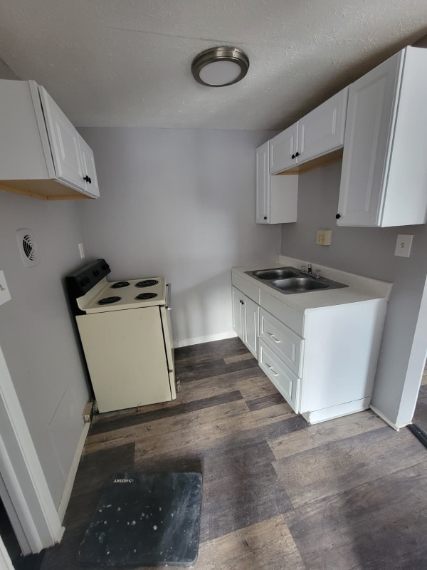 Photo - 13430 Euclid Ave Unit 206