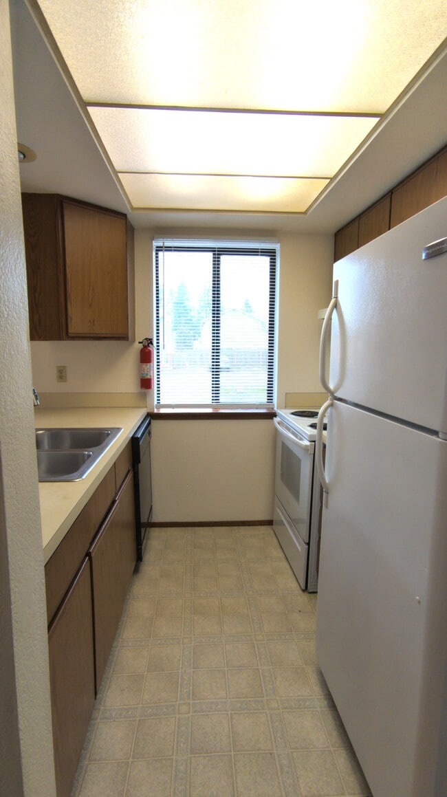 Photo - 2288 Douglas Rd Unit 12