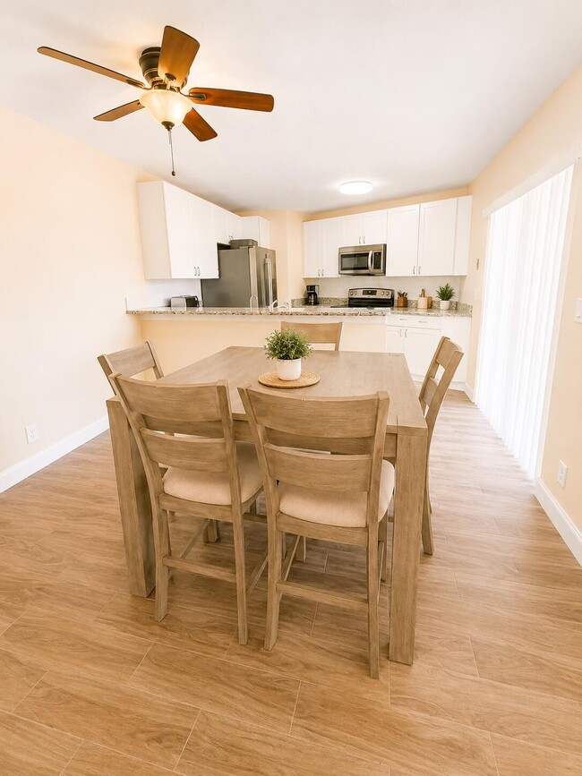 Photo - 192 Springdale Cir