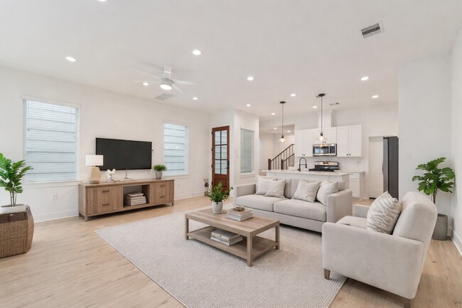 Building Photo - 4109 Hare St