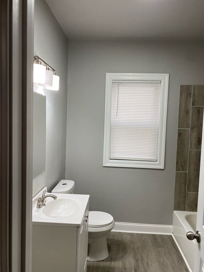 Photo - 7836 S East End Ave Unit 1
