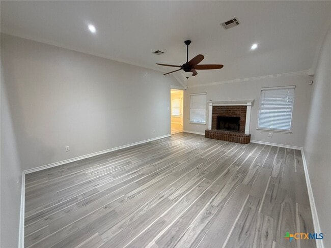 Photo - 426 Armstrong Dr