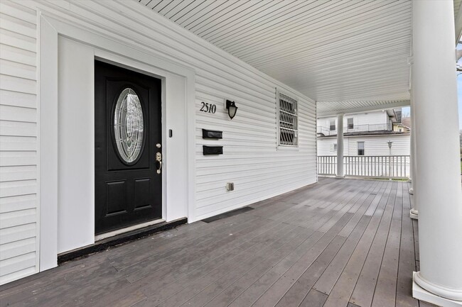 Photo - 6BR / 5BA Single-Family Home | 2,663 Sq Ft | Private Driveway | Deck | $4,200/mo Spacious 6-bedro...