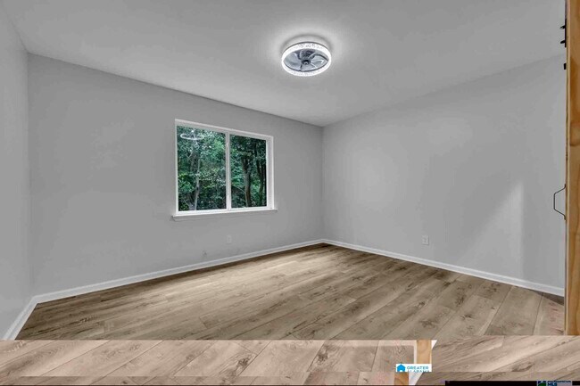 Photo - 828 Beacon Pky E Unidad A