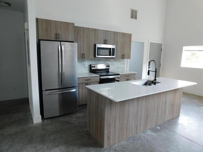 Photo - 3359 S 900 E