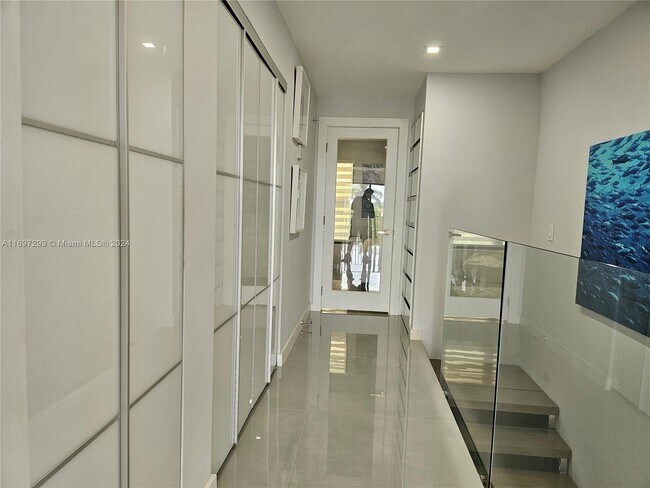 Photo - 6901 Edgewater Dr Unit # 311