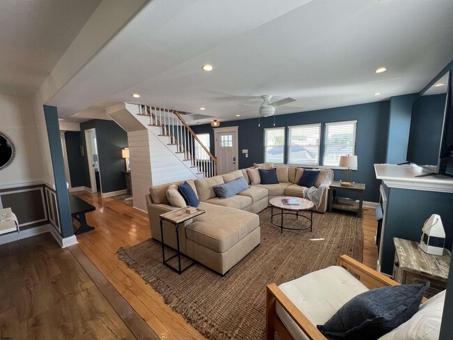 Photo - 114 N Argyle Ave