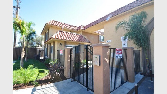 Photo - Spring Gardens