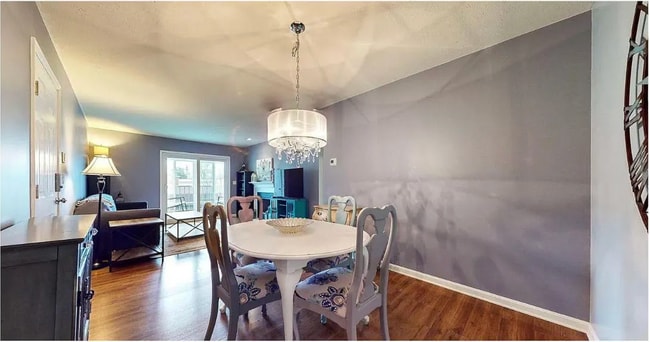 Photo - 3721 Bardstown Rd Unit 205