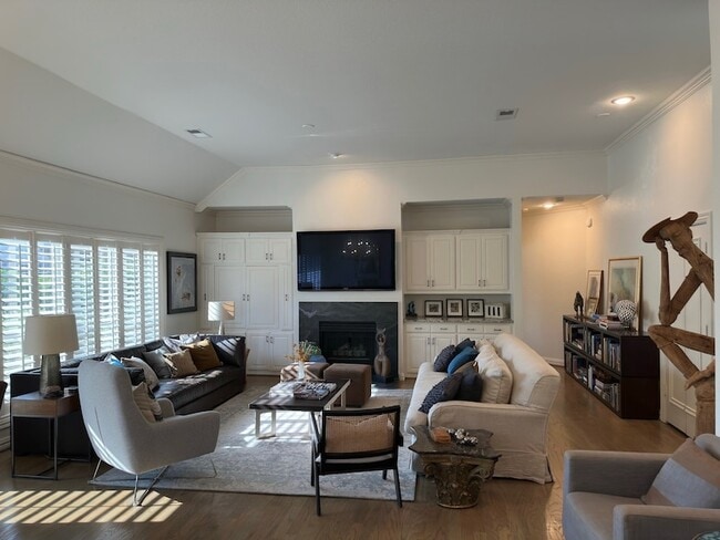 Photo - 600 Huntersridge Ct