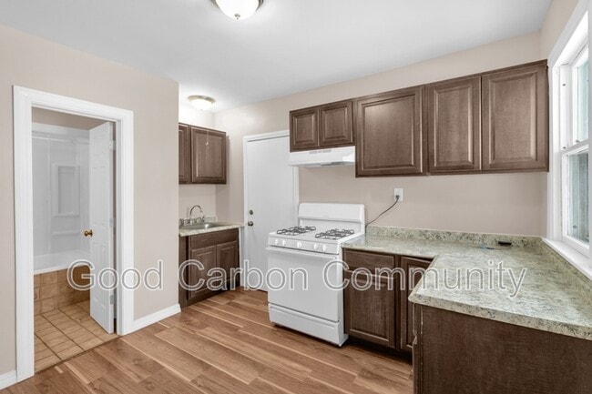 Photo - 101 Miller St Unidad 1