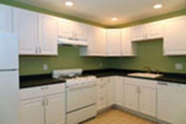 Building Photo - 16 Kenmar Dr Unit 122
