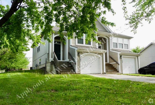 Building Photo - Spacious 3 Bed 2 Bath Duplex in Belton-Ava... Rental