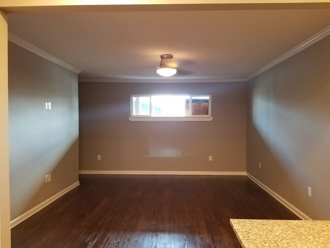 Photo - Axiom Apartments