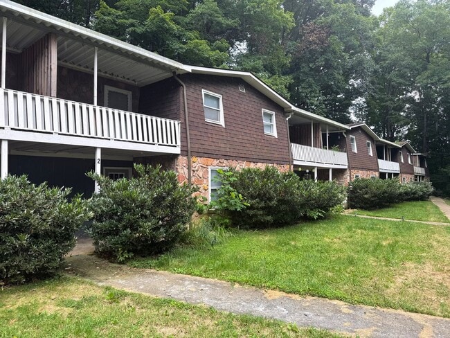 Building Photo - 1504 Colony Park Dr Unit #2