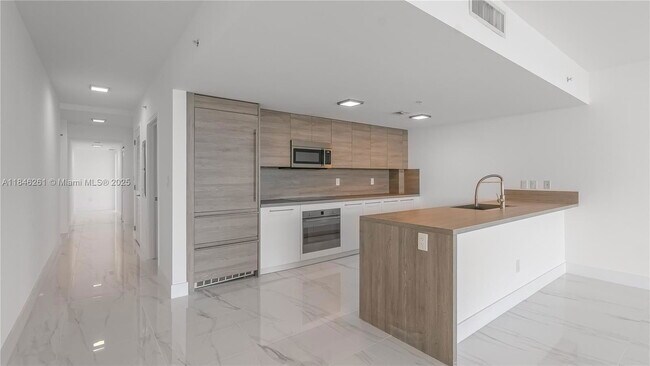 Photo - 400 Sunny Isles Blvd Unit 1418