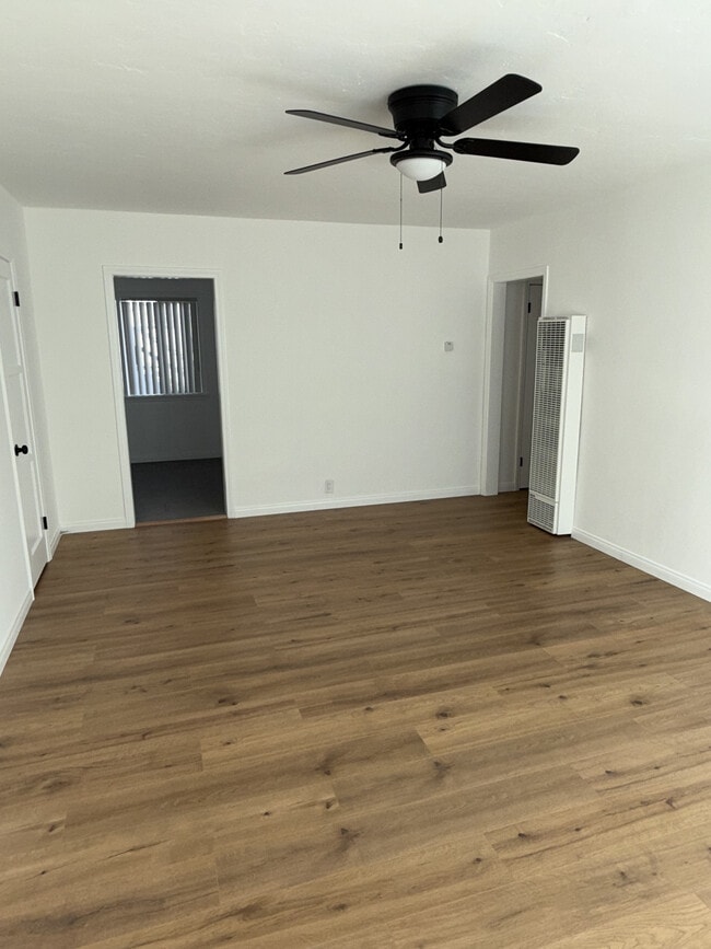 Living Room - 6314 1/2 Overhill Dr Unit 6314 1.2