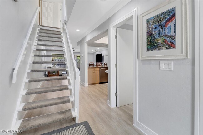 Photo - 790 Meadowland Dr