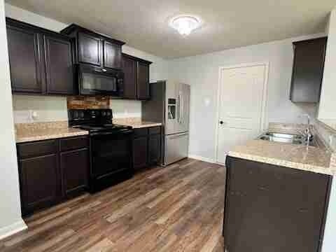 Photo - 6119 Southern Vis