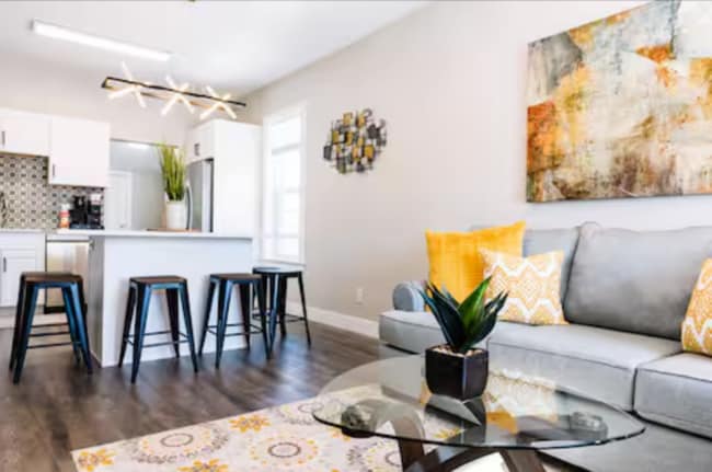 Photo - 814 W Arapahoe Ave