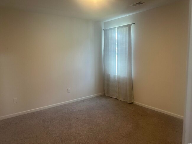 Photo - 162 Kelsey Ct