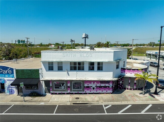 Building Photo - 203 NW 36th St Unit 2 Rental
