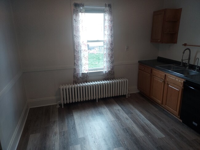 Photo - 143 S Spring Ave