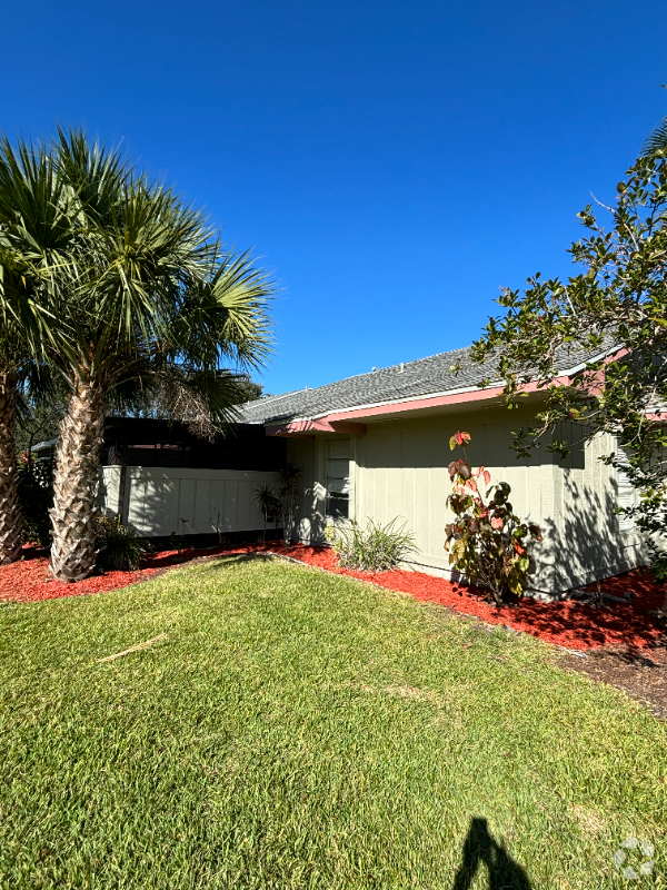 Building Photo - 3993 NW Cinnamon Tree Cir Rental