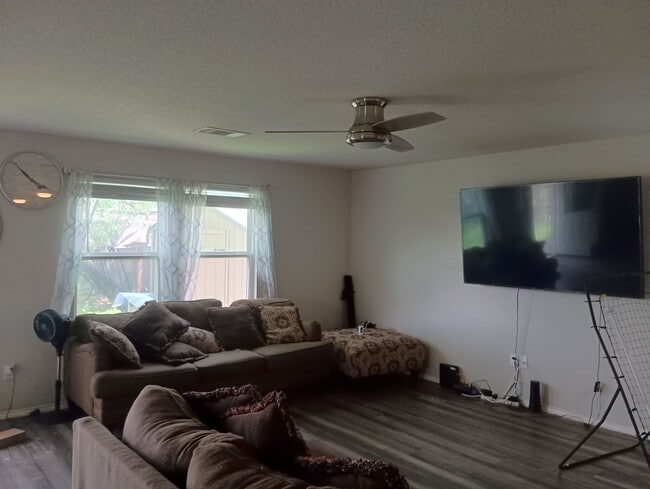 Photo - Room in House on Ashworth Blvd