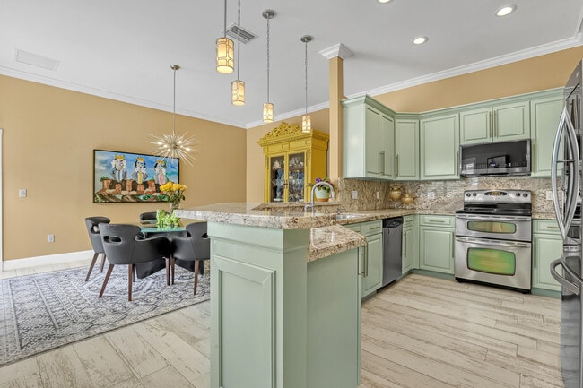 Photo - 2076 Cezanne Rd