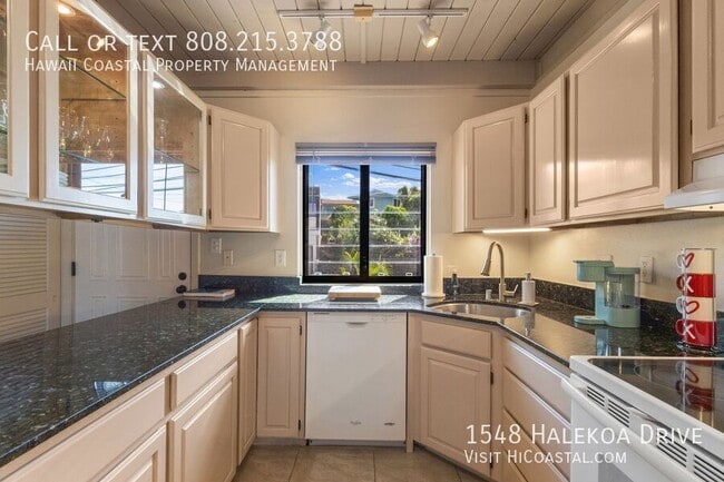 Photo - 1548 Halekoa Dr