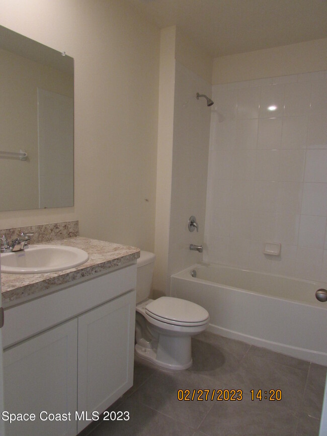 1654 Mineral Lp Dr NW