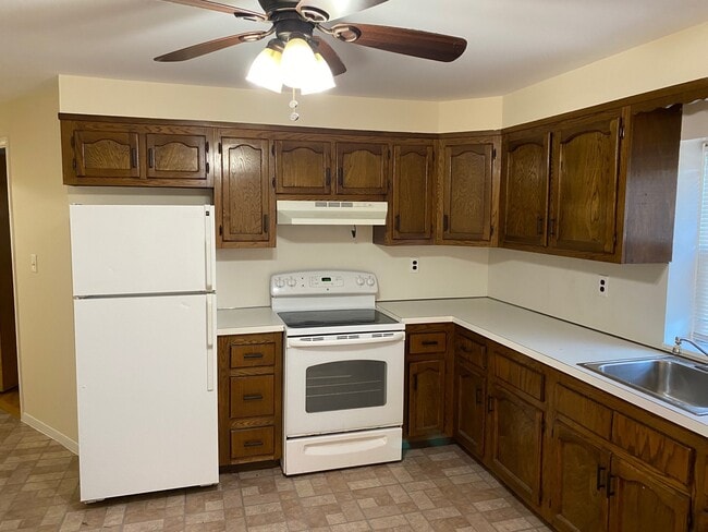 Photo - 271 Palmer Rd Unit 1