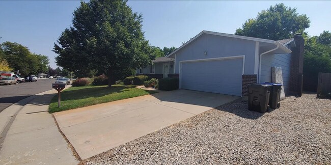 Photo - 8762 W 75th Pl