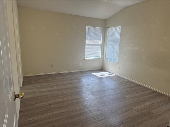 Photo - 1107 Bohica Way