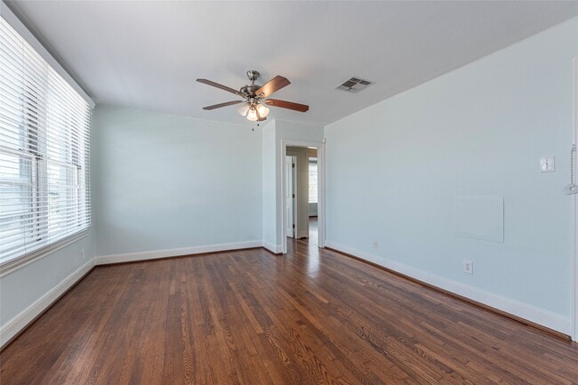 Photo - 1413 23rd Street Rear Unidad 10