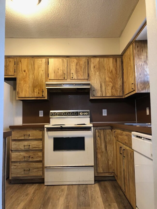 Photo - New on the Market-2 bedroom apartment-Maumee schools