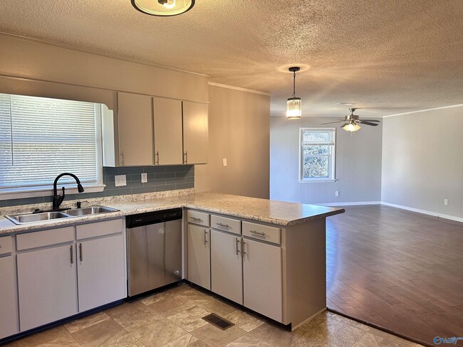 Photo - 10302 Picadilly Ln SW