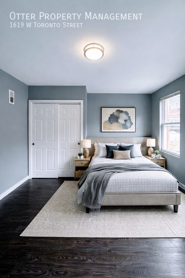 Photo - 1619 W Toronto St