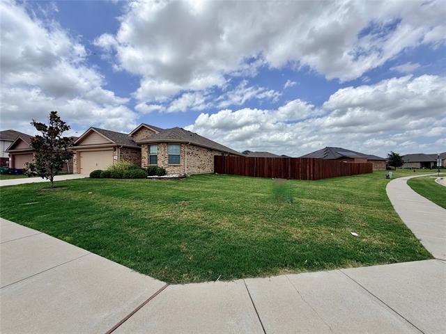 Photo - 520 Cantebury Park Ln