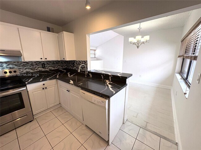 Photo - 685 W Park Dr Unit 206-11