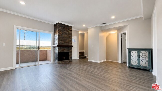 Photo - 14714 S Budlong Ave