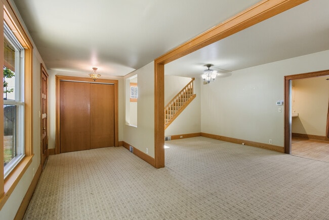 Photo - 2050 S Wagner Rd