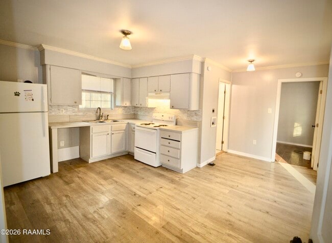 Photo - 1037 Brown Dr