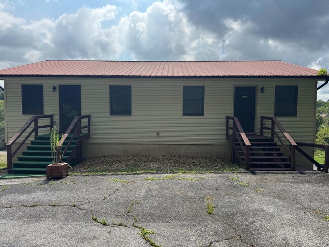 Building Photo - 1138 Jackson Hollow Rd Rental