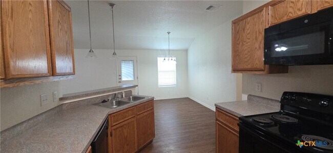 Photo - 5803 Lariat Ct