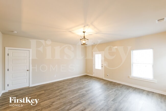 Photo - 161 County Rd 1700
